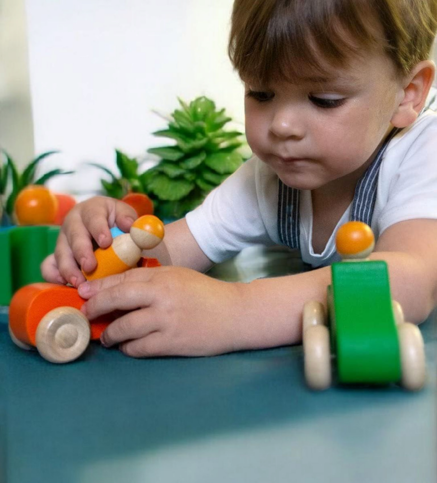Wooden Peg Doll Cars – 10-Piece Set with Peg People
