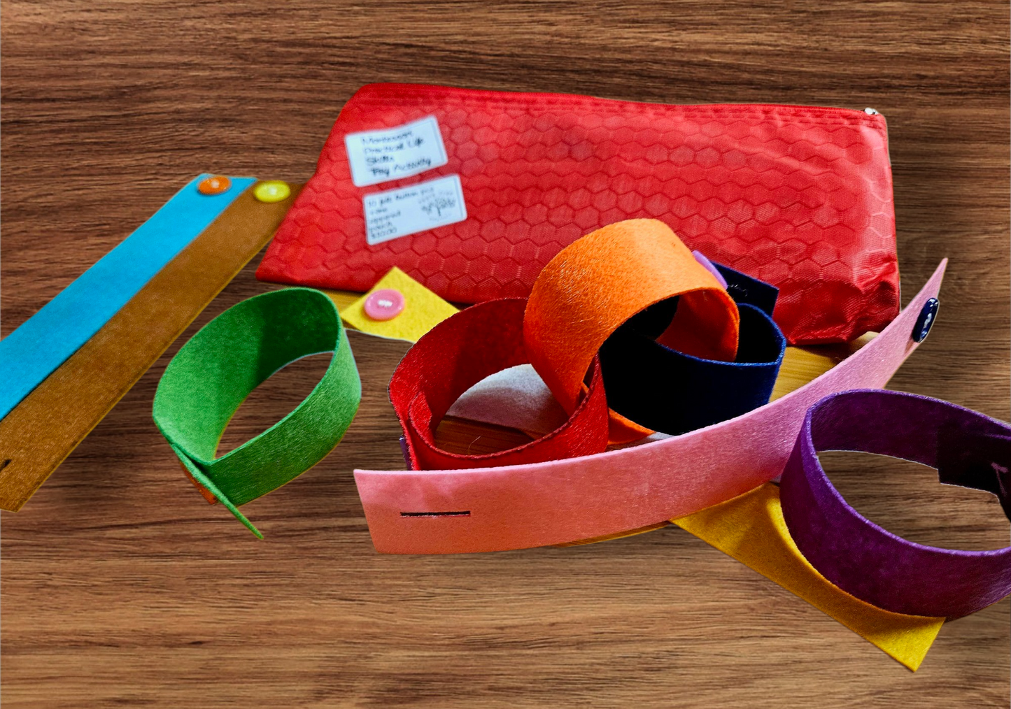 Montessori Felt Button Chain Set – Fine Motor & Practical Life Activity