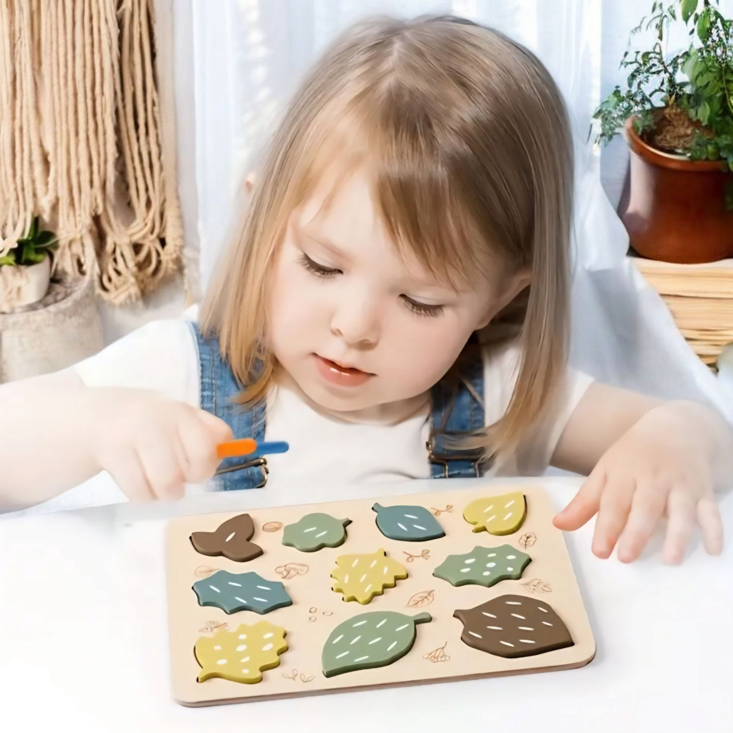 Wooden Leaf Puzzle Board – Montessori Nature Toy
