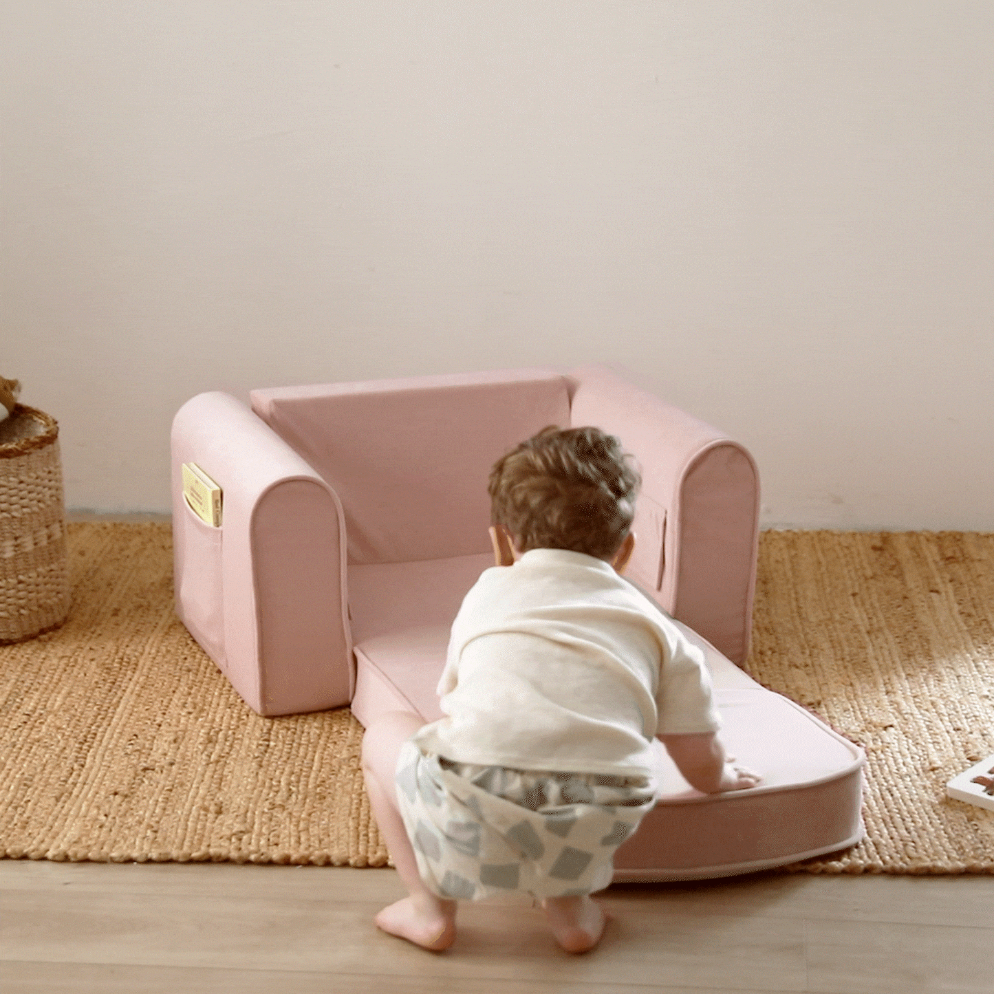 Tiny Land® GentleSnug Kid Chair - Pink
