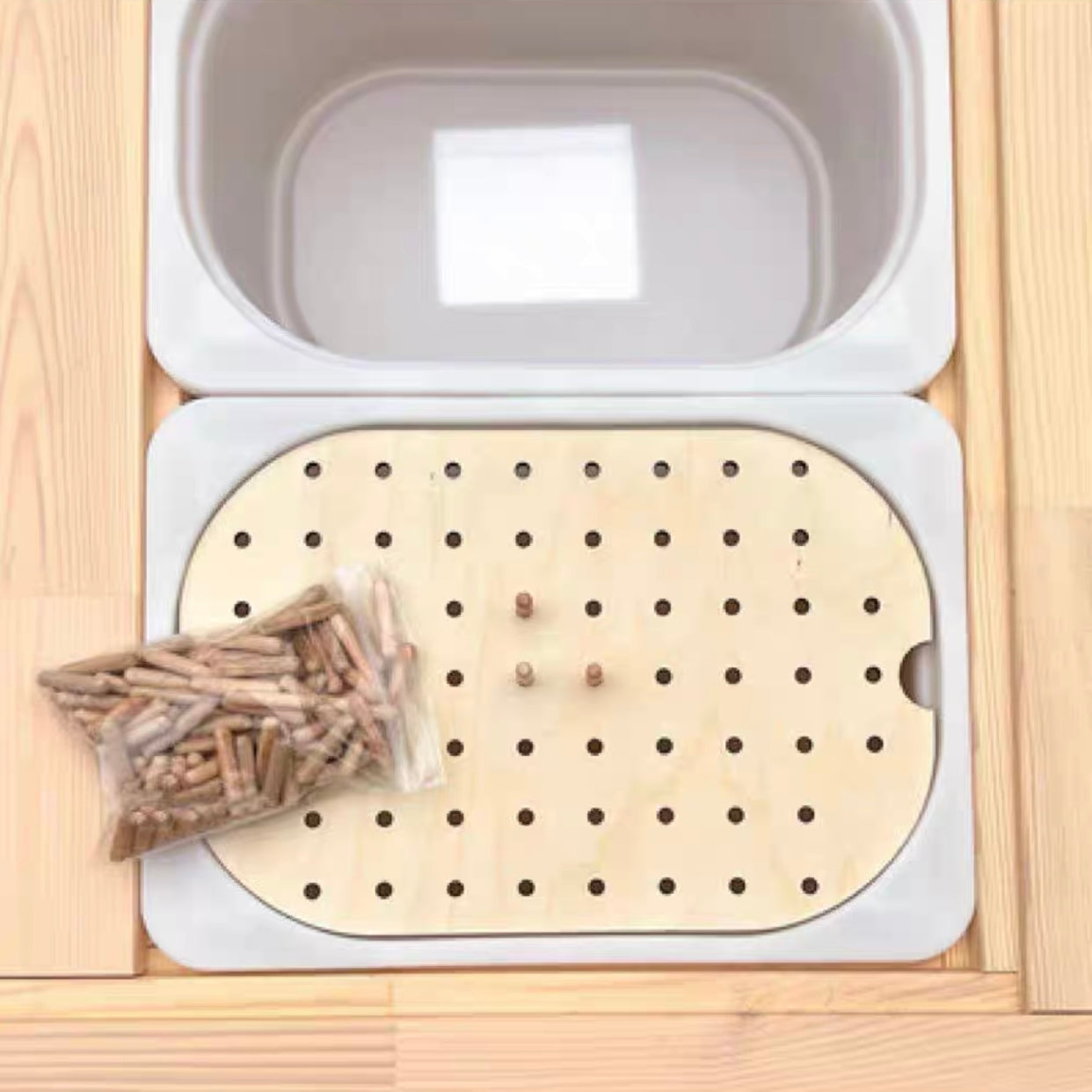 **Pre-order (Ships in 3-4 Weeks)**FLISAT Sensory Bin Insert Activity Board