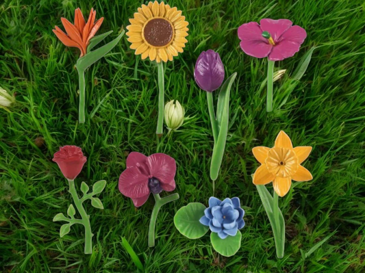Flower Figurine Set