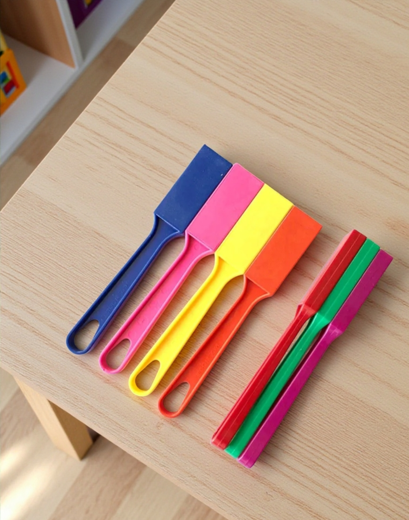 🌈 Magnetic Bingo Chips (150) Set with Wand, Wooden Tray & Screw Top Container